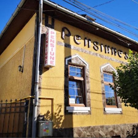 Gasthaus Am Bahnhof Sighişoara Exterior foto